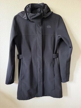 The North Face Women’s Soft Shell Hooded Coat Black Small Belted Jacket